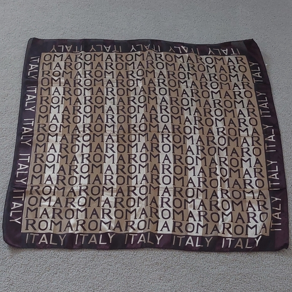 Scarf - Picture 4 of 4